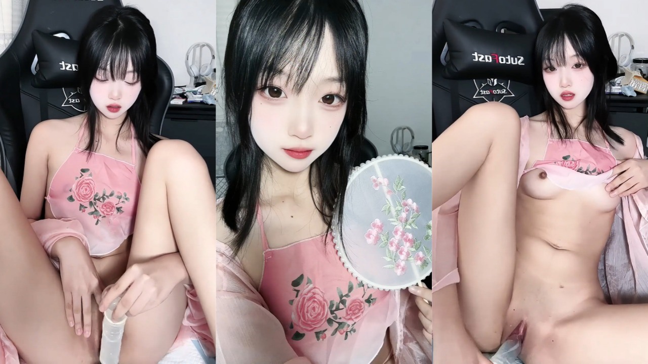 神探狸狸穿着汉服自慰 无毛嫩穴非常敏感一碰就流水