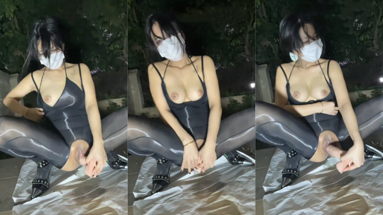 淫荡绿帽夫妻 户外开裆裤 巨屌自慰手冲喷水