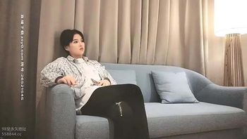 大神探花气质马尾小姐姐