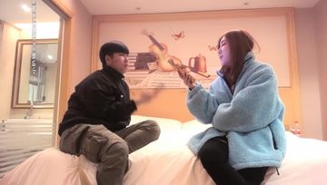 巨乳黑絲小姐被小哥猛操ying叫不斷